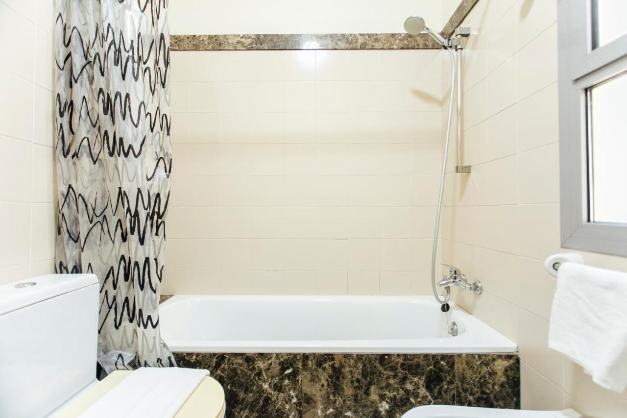 Plaza Del Buen Suceso Apartment Seville Luaran gambar