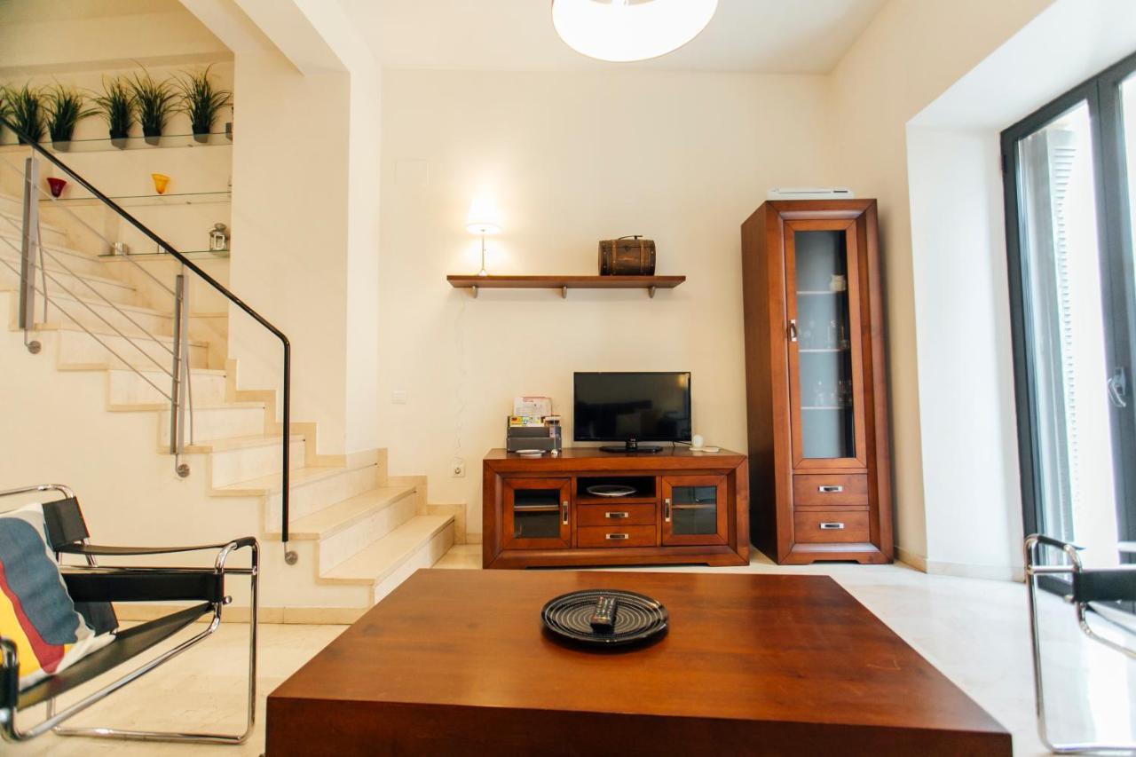 Plaza Del Buen Suceso Apartment Seville Luaran gambar