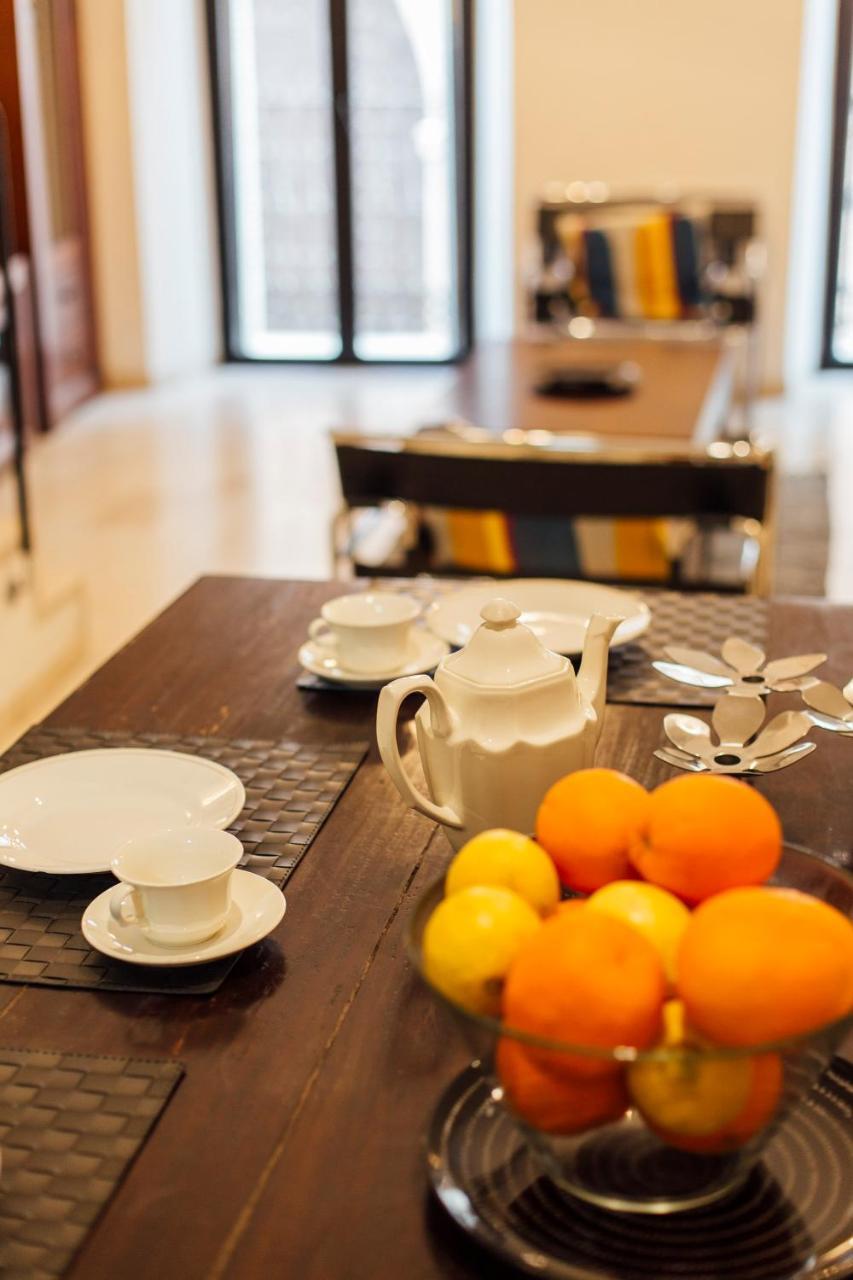 Plaza Del Buen Suceso Apartment Seville Luaran gambar