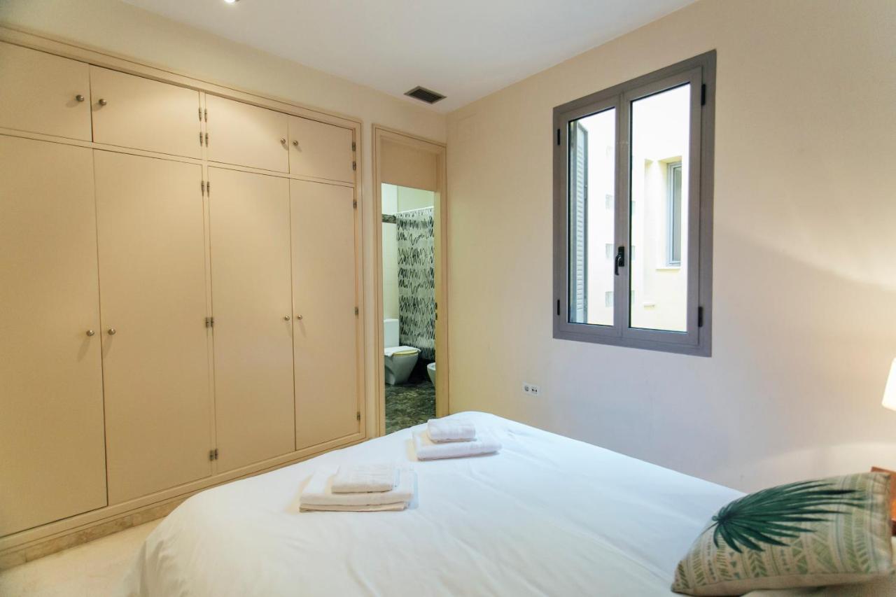 Plaza Del Buen Suceso Apartment Seville Luaran gambar